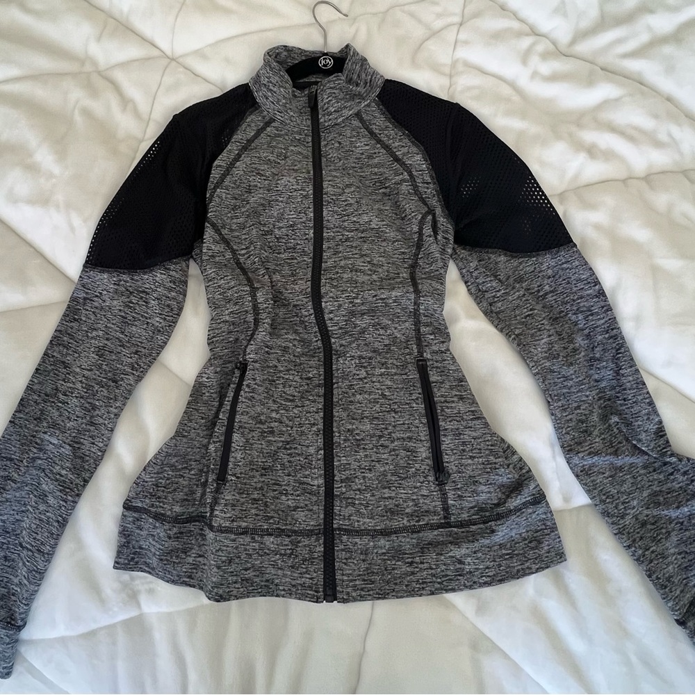Xersion exercise jacket